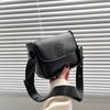 Trendy Spring 2023 Pu Leather Shoulder Bag Stylish Chic Small Square Bag