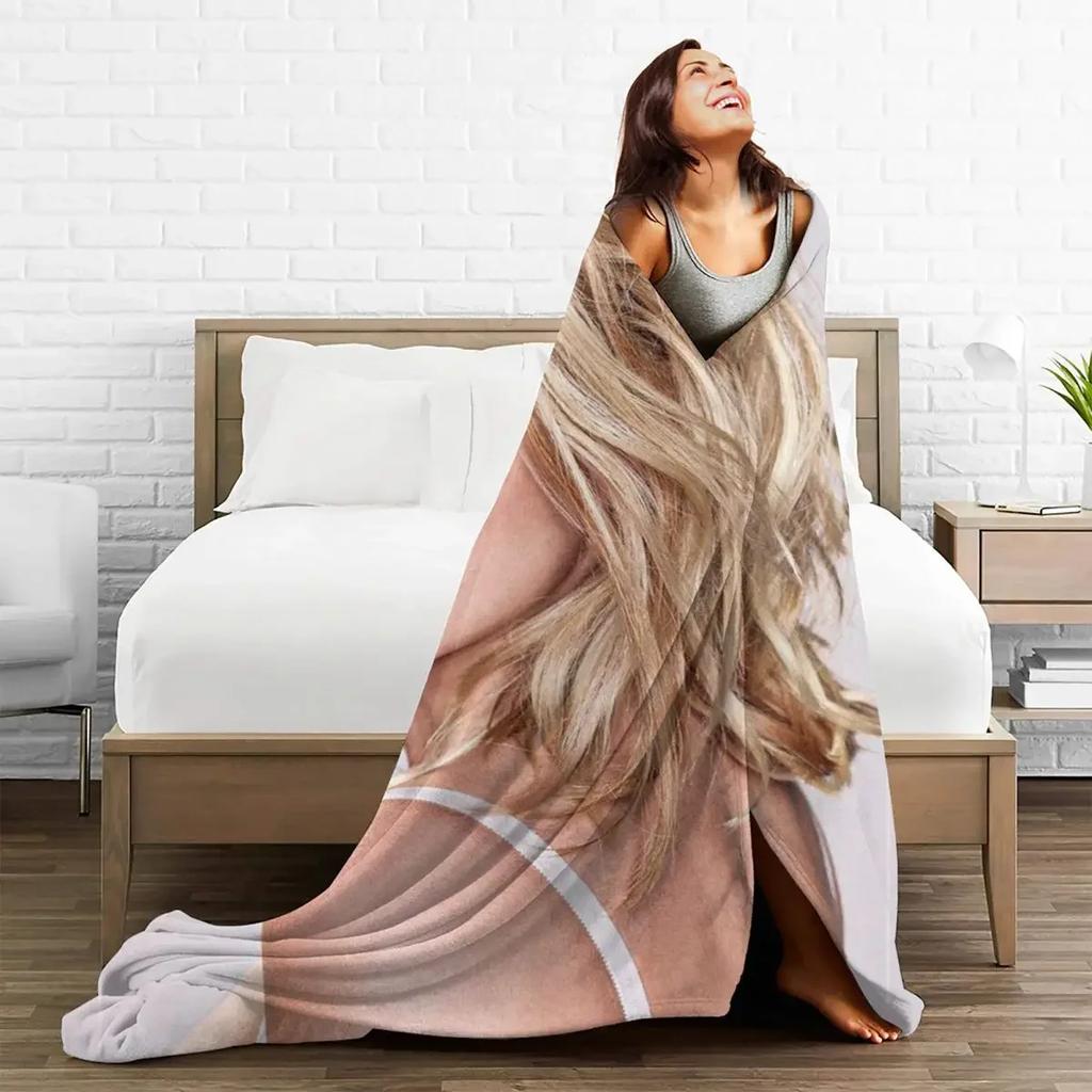 Britney Spears Flannel Blanket American Pop Music Singer Super Warm Throw Blanket for Bed Camping Bedspread Sofa Bed Cover