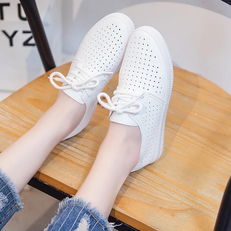 Women's Flat Shoes 2025 Summer White Shoes Female Wild Breathable Casual Sneakers Shoes Students Hollow Vulcanized Shoes