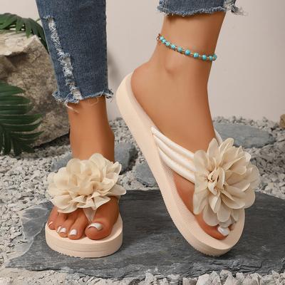 Slippers Women's Summer Wear Fashion Flower Flip-flops Non-slip Soft Bottom Seaside Vacation Beach Shoes Pinch Sandals Women