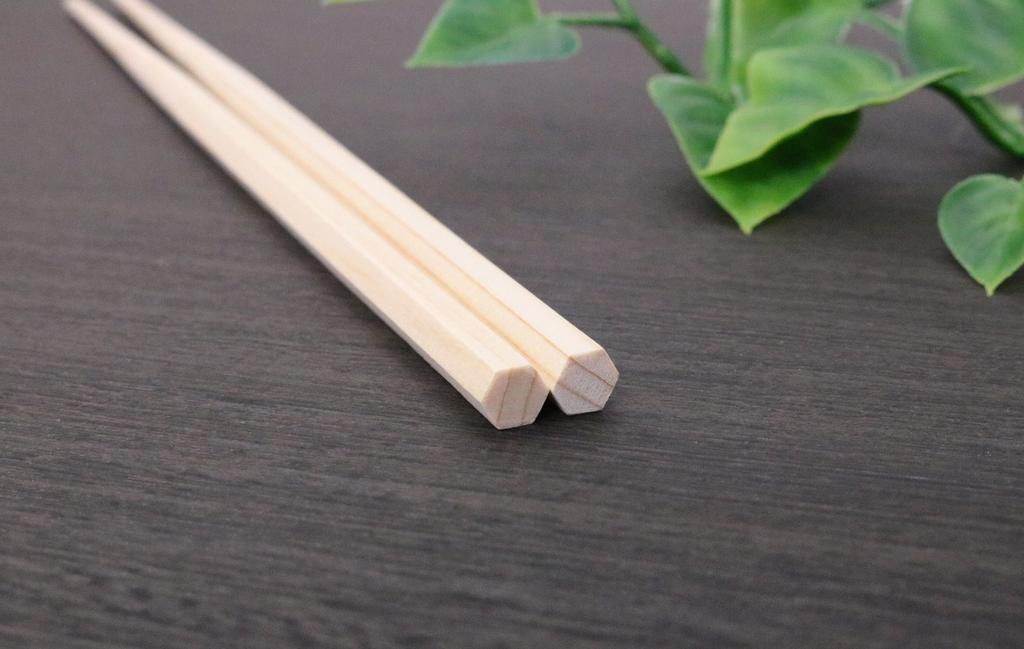 Yoshii Shoji Japanese Cypress Hexagonal Disposable Chopsticks 26cm 100 servings Kaiseki Restaurant Single-Cut Poly-filled YOS-062