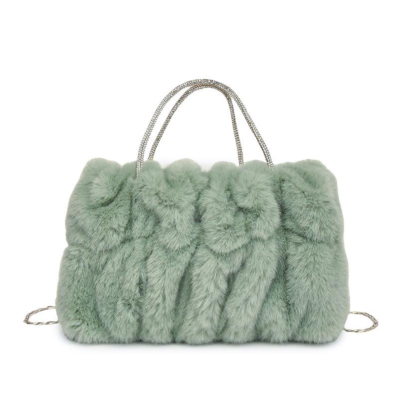 2024 Trendy Handheld Plush Cloud Bag: Furry Chain Crossbody for Women, Perfect for Autumn/Winter