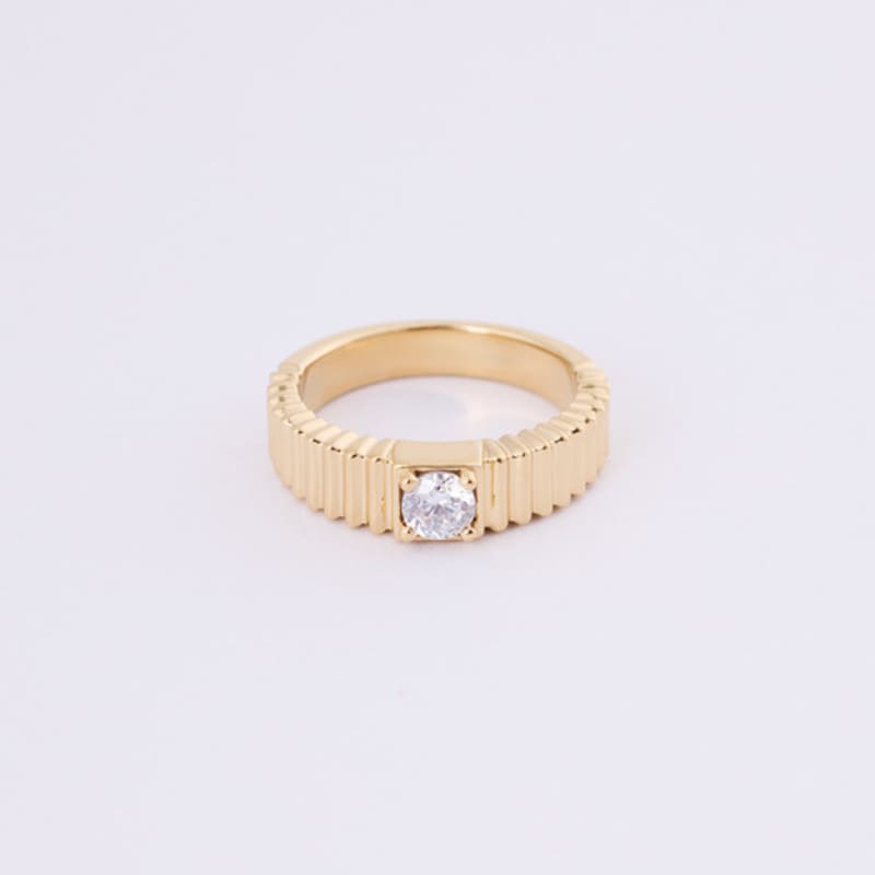 COLLECT SYNERGY vintage topaz band gold ring