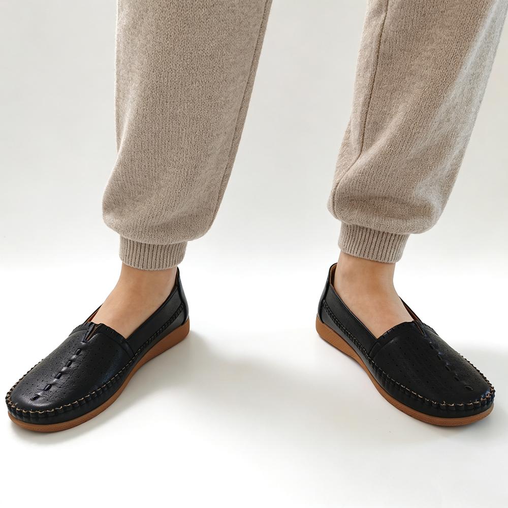 Spring Summer Shoes Women Loafers Lightweight Black Slip on Casual Shoes Flat Soft Comfortable Plus Size 42