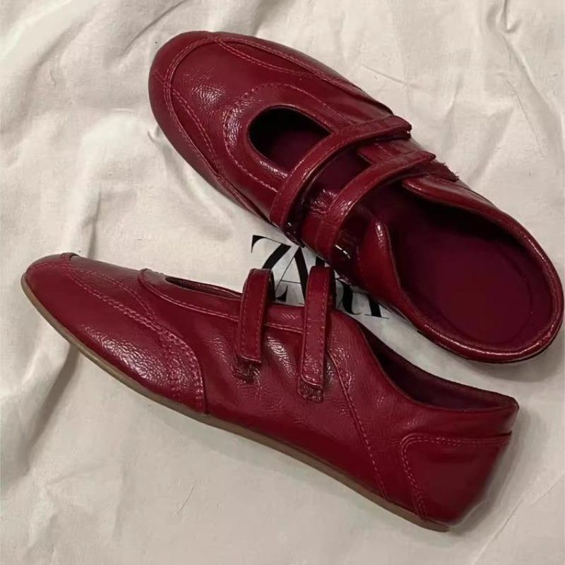 Ballet Flats Shoes Women Sneakers Casual Brand 2025 Trend Spring New Burgundy Retro Leather Mary Jane Design Sport Zapatos Mujer