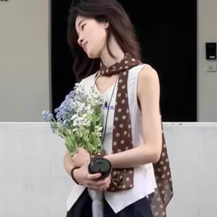 Retro French Polka Dot Silk Scarf - Brown Neckerchief for Women