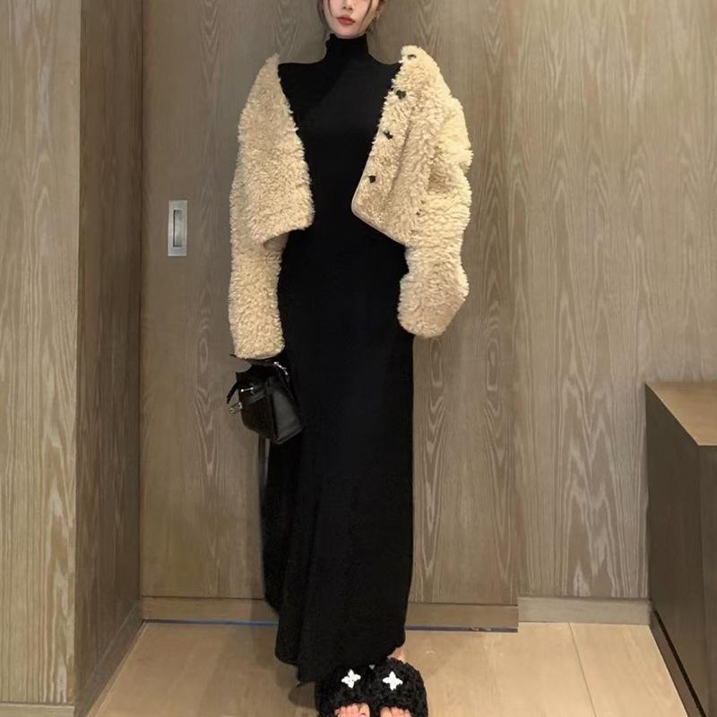 Women's French Style High-Neck Slim-Fit Dress: Mid-Length Hip-Wrap Skirt Design