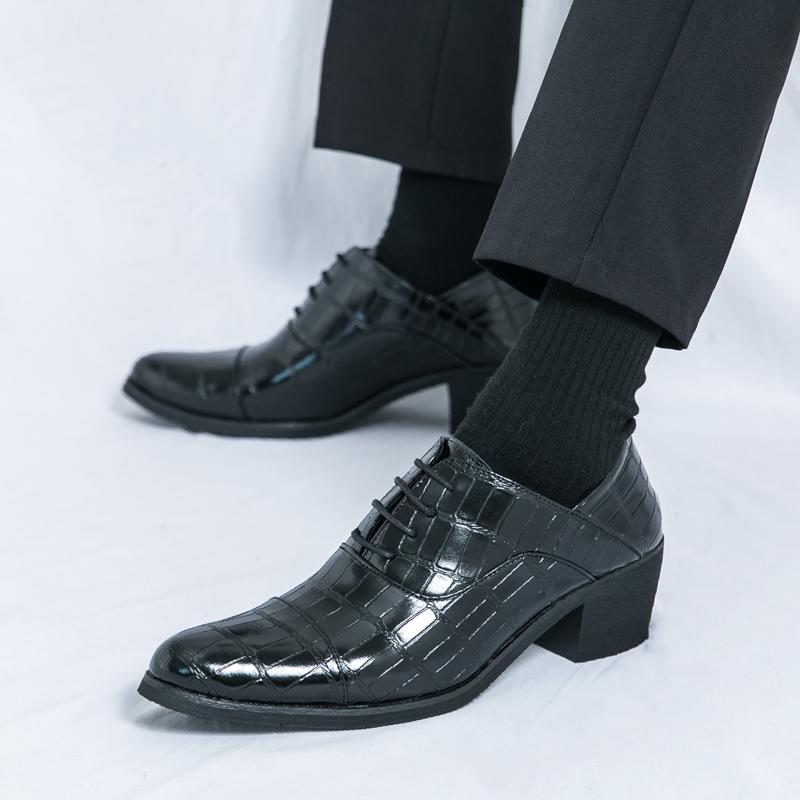Fashion 2025 Leather High Heels Men Club Shoes Classic Pointed Toe Male Casual Footwear All-match Men Boots Male Lace-Up Walking Shoes