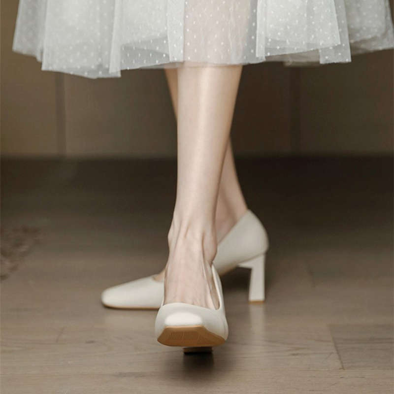 Square Head High Heels Women's Thick Heel Nude Commuter Style Professional Simple Soft Leather Shoes Medium Heel Single Shoes Women