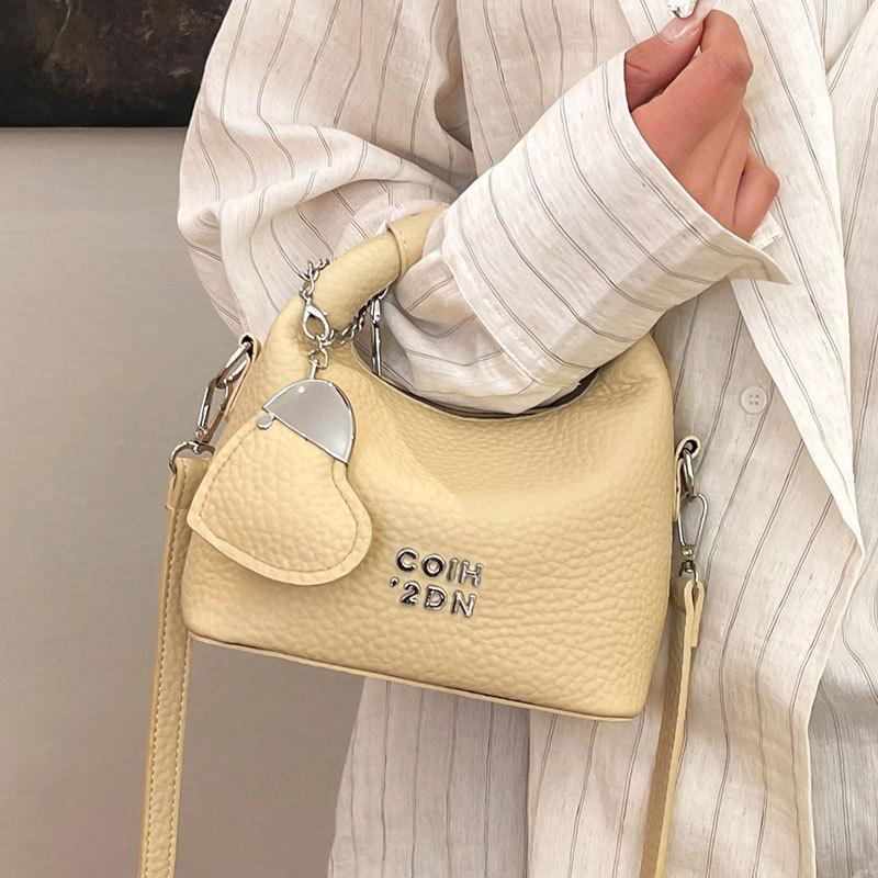 Niche Design Temperament Fashionable Lychee Pattern Wrist Bag Versatile High Sense Commuter Messenger Bag
