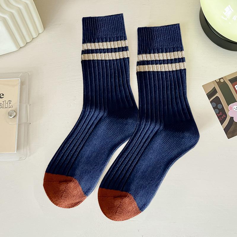 

Women s Autumn and Winter Striped Embroidered Lettered Mid Calf Cotton Socks 1 pair темно-синий