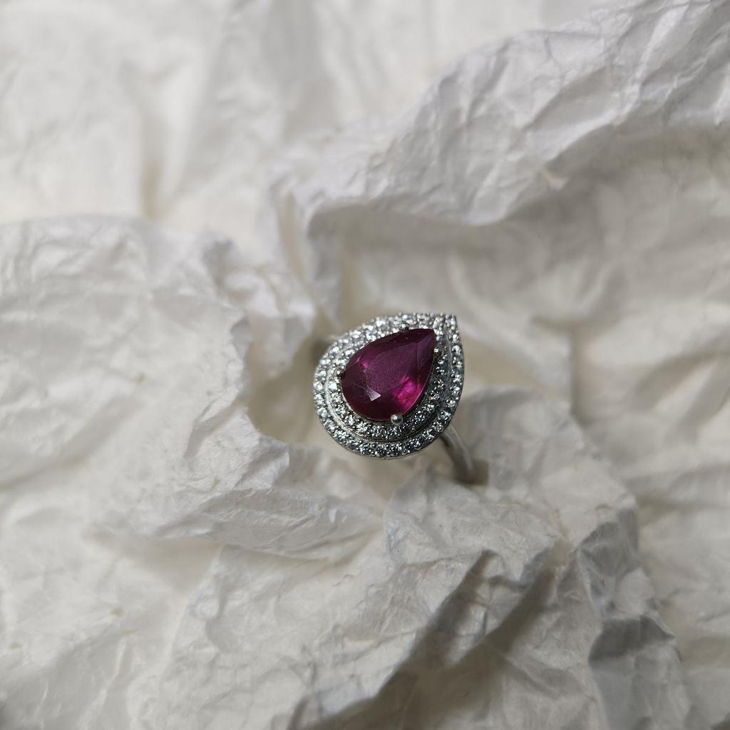 Silver Ring with a Natural Ruby 3.013ct, Item Weight 3.69 G (2182429)