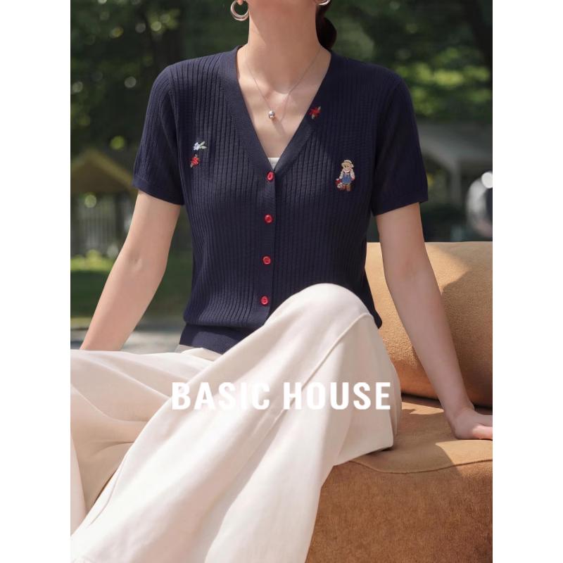 Basic House Women s Embroidered Tencel V-Neck T-Shirt XL
