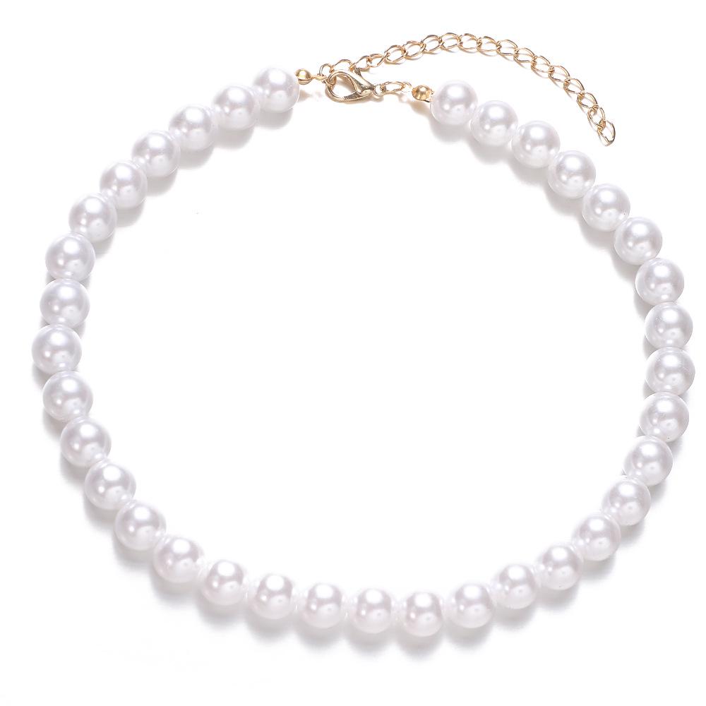 Retro Pearl Necklace for Women - Elegant, Fashionable, and Stylish