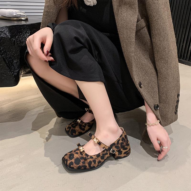 Fashion French Versatile Mary Jane Shoes Women's Spring 2025 New Coarse Heel Match Skirts Small Shoes Japanese Style Single Shoe