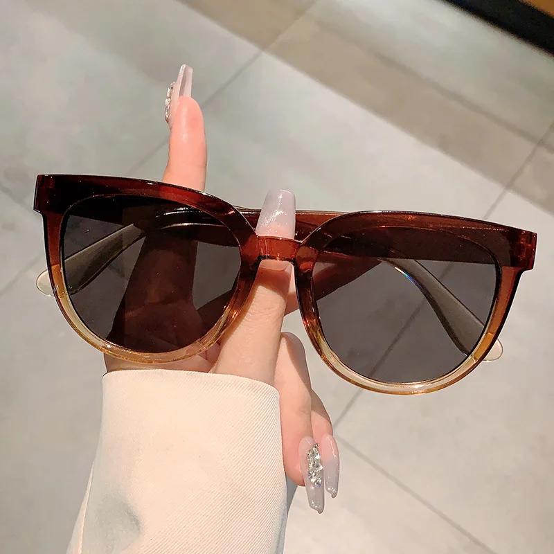 

UV Protected High Quality Timeless Retro Stylish High End Designer Style Edgy Punk Trendy Female For Both Male Sun Glasses