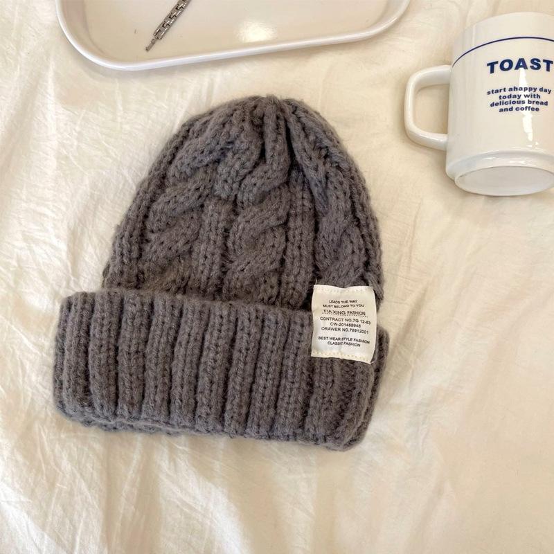 Candy-colored Twist Knitted Hat Cone Top Age-reducing Cute Girl Wool Hat Autumn and Winter Student Warm Ear Hat