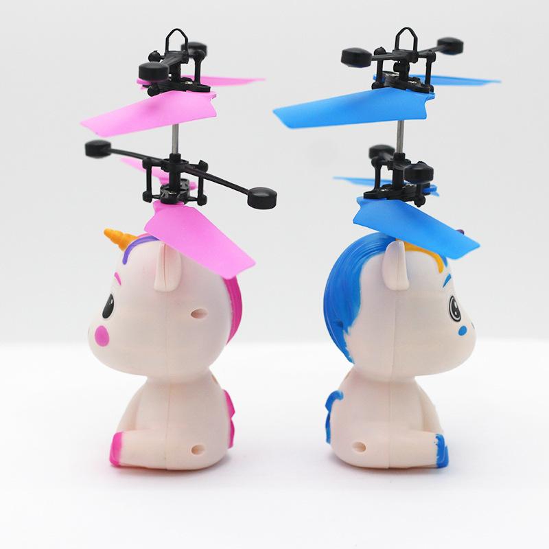 Induktions-Einhorn-Hubschrauber-Spielzeug-Aufhängung, fallfestes Kinder-Induktions-Flugzeug-Spielzeug