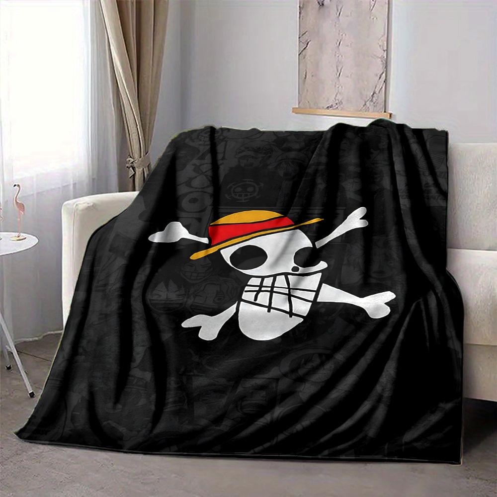 1pc ONE PIECE Skull Flannel Blanket, Soft Skin Friendly with Digital Printing, Various Sizes Available for Family, Friends, Birthday