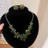 Set di Orecchini e Collana con Diamanti a Goccia: Lussuosa Collana Girocollo con Pendente Gioiello per Donna