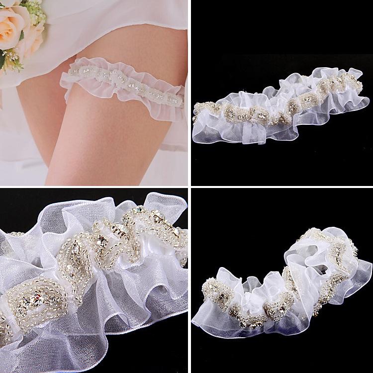 Western Wedding Bride Garter with Lace Floral Applique Decoration