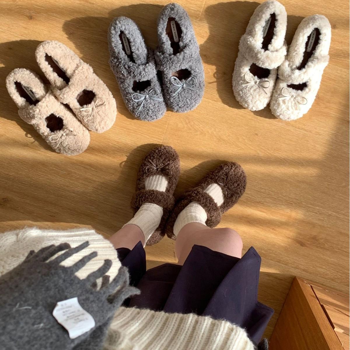 

2025 autumn and winter new round head bow inner slope heel ballet fluffy fabric Doudou non-slip women s single shoes 39 кофейный