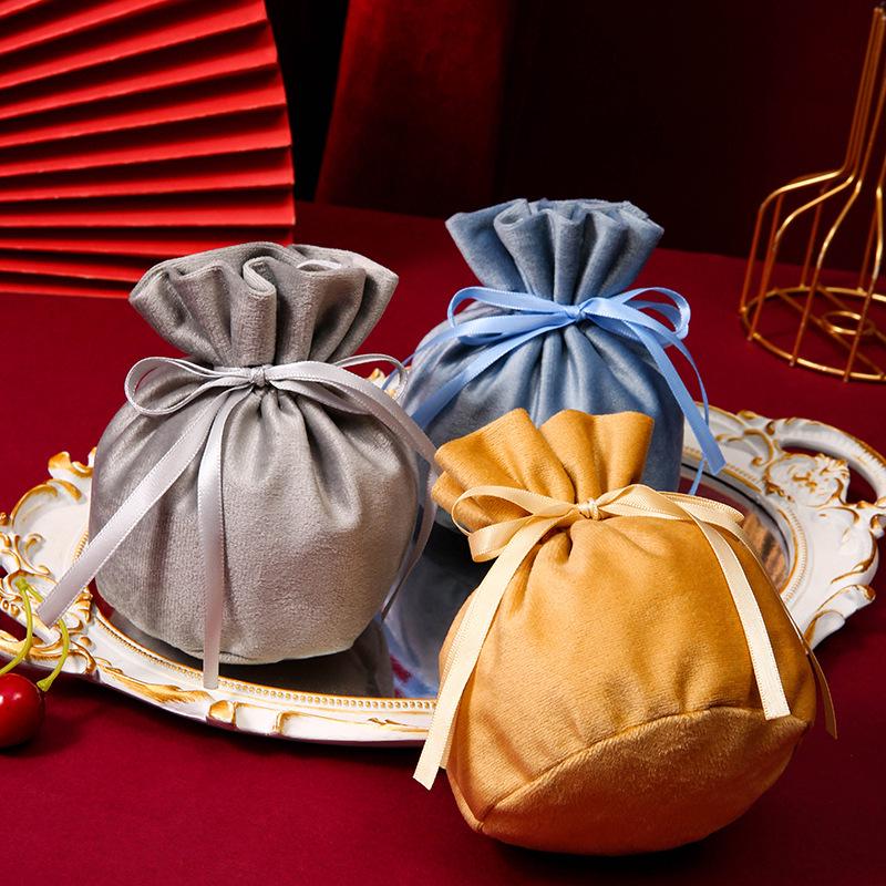 European Style Velvet Round Candy Bag - Creative Wedding & Festival Favor with Drawstring