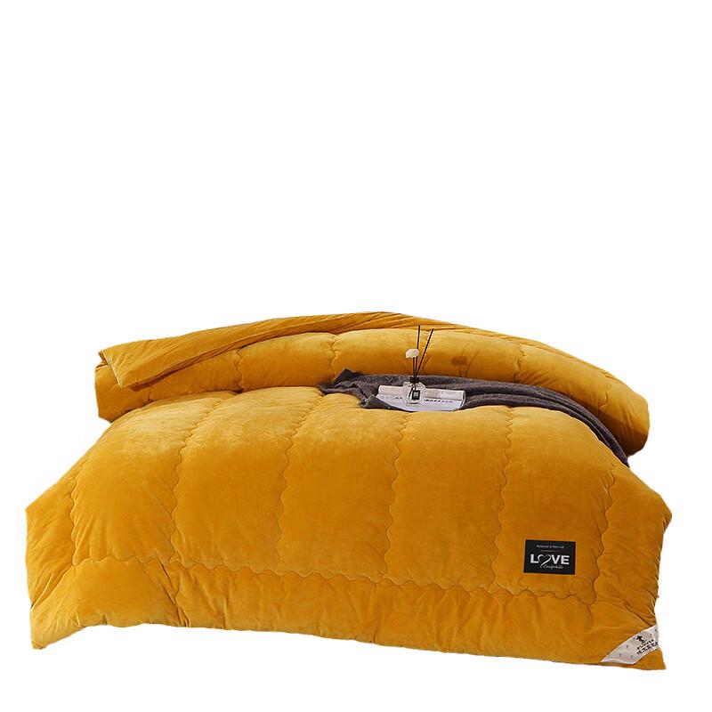 

Woodpecker Milk Velvet Quilt 200cm x 230cm