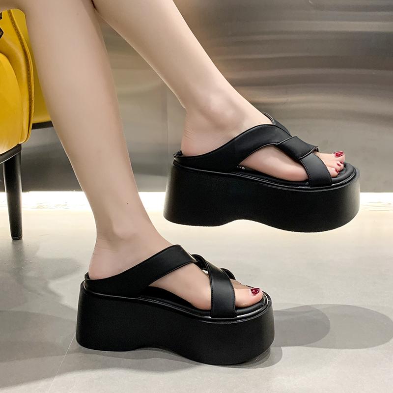 Mode 8cm Heels Chunky Plateau Hausschuhe für Frauen Offene Spitze Leder Keile Sandalen Frau Sommer Dicken Boden Weibliche Strand Flip-Flops