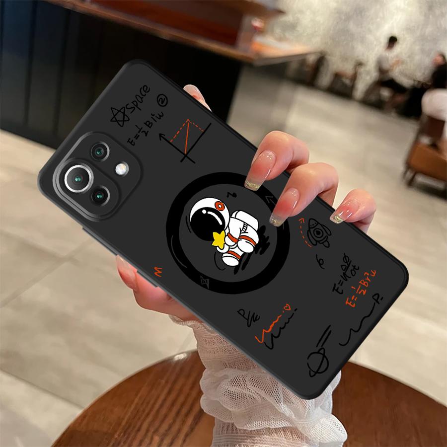 Funda Phone Cover Case for Xiaomi Mi 11 14 12 12X 11T 12T Pro 13 Lite 10T Astronaut