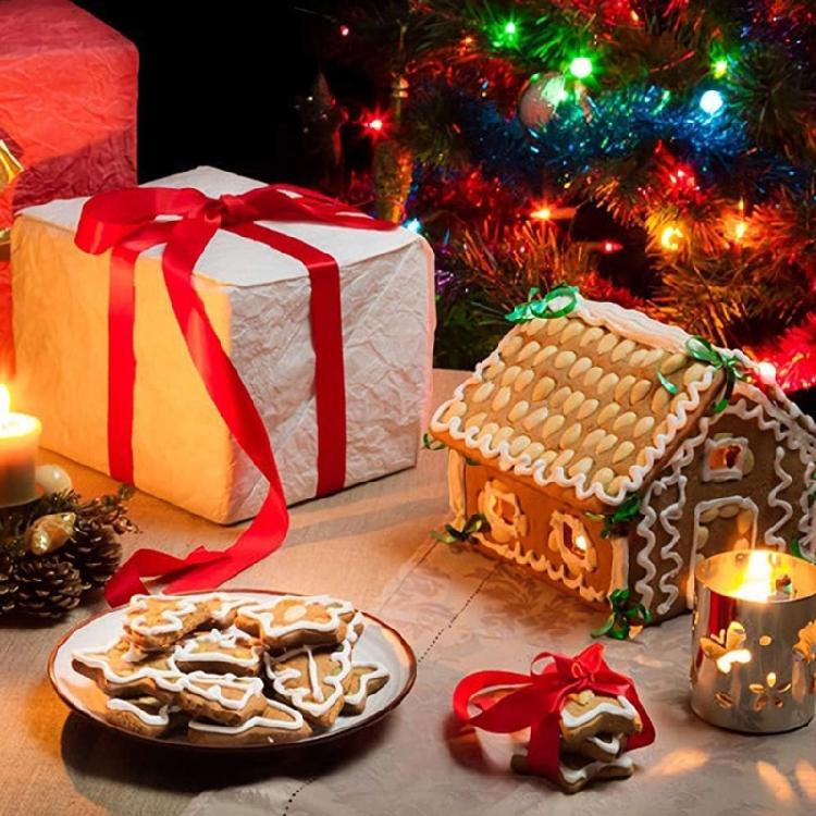 28PCs Holiday Cookie Cutters Stainless Steel Baking Molds Gingerbreads Biscuit Moulds With Safe Rounded Edges