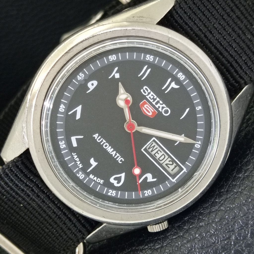 VINTAGE SEIKO 5 AUTOMATIC 6119C JAPAN MENS ARABIC BLACK DIAL WATCH A701588-5 R206b-a701588