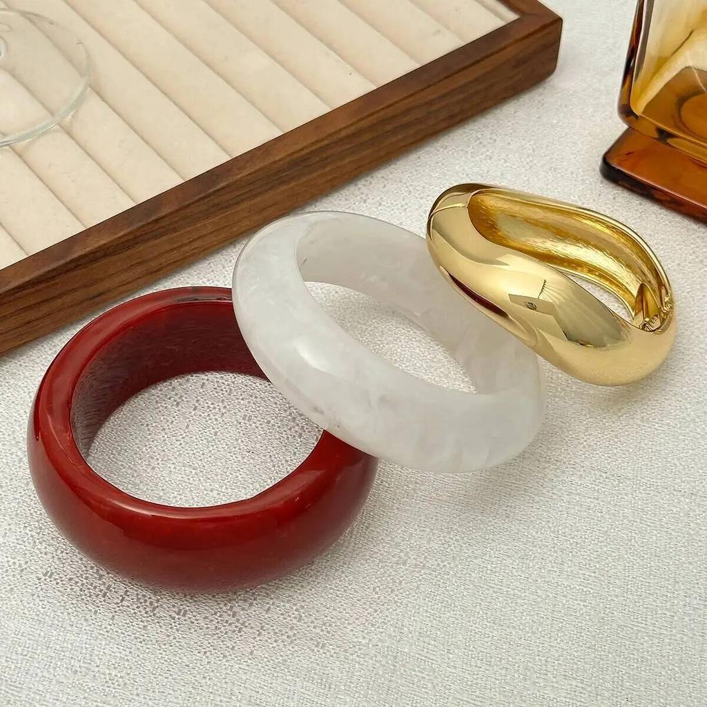 SHIXIN Trend Dickes Harz Acryl Armband für Damen Bohemian Rund Stapelbar Breites Armband Unregelmäßige Geometrie Offener Federarmreif