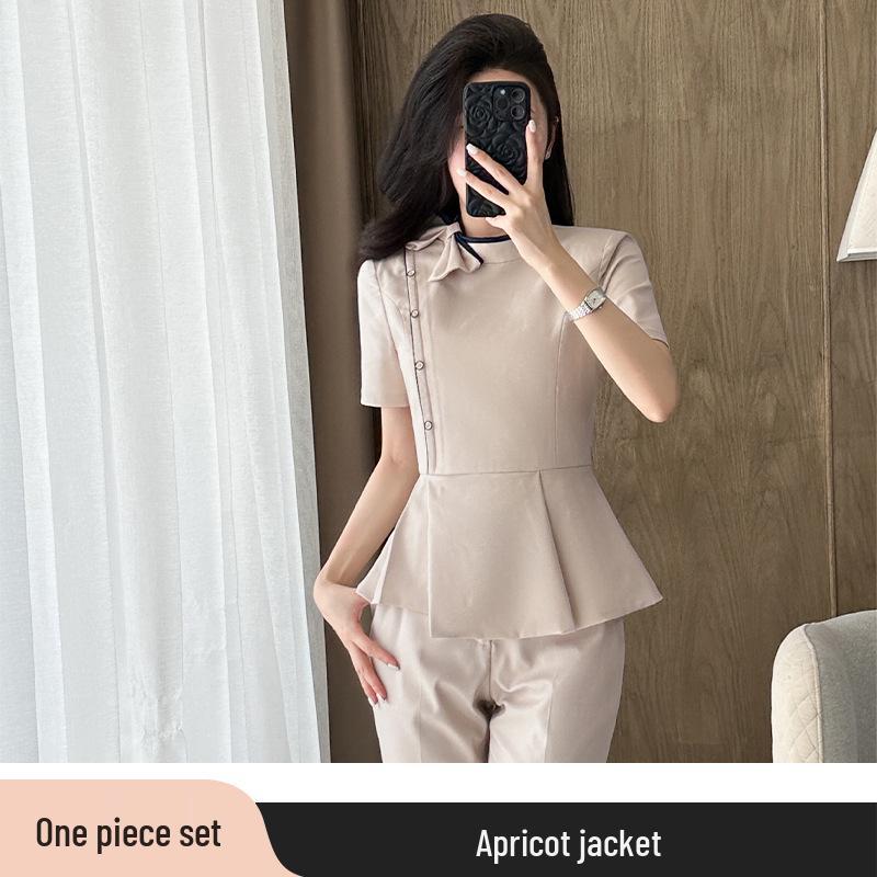 

Элегантная женская летняя униформа администратора салона красоты L