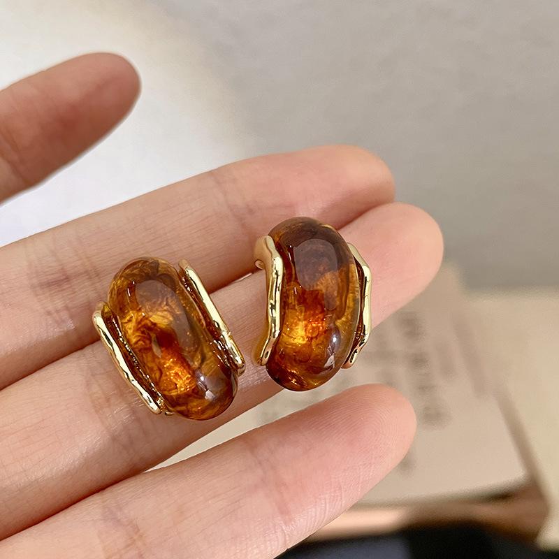 Fashion C-Shaped Amber Color Resin Hoop Earrings For Women Girls Charm Trend Earring Boucle Oreille Exquisite Jewelry