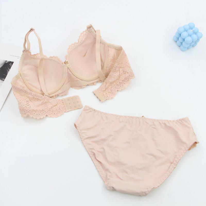 European and American Sexy Bra Set with Lace Embroidery Fashionable Lingerie Comfortable and Skin-friendly Panties