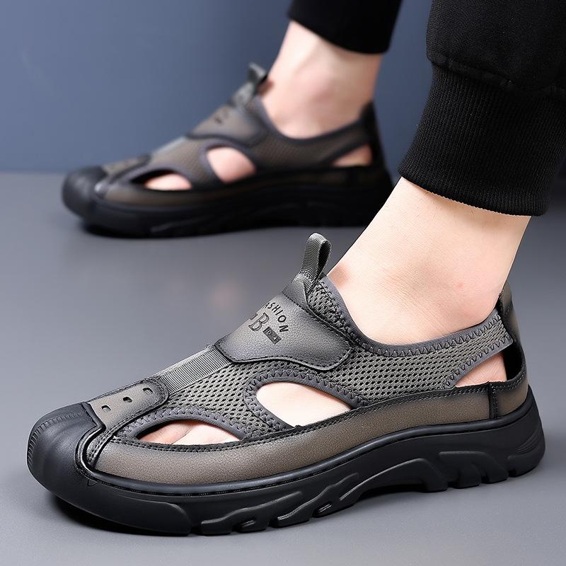 Sandals Men's 2025 Summer New Breathable Outdoor Casual Beach Shoes Men's Sports Non-slip Cool Slippers 2025