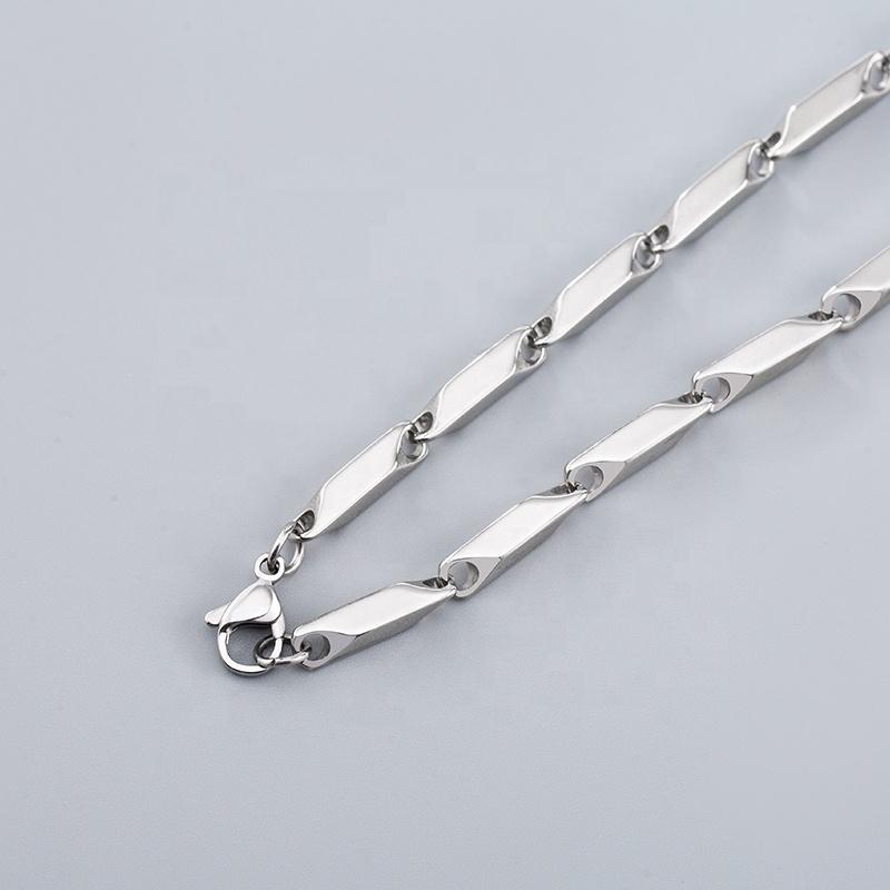 Simple Temperamental Neutral 304L Stainless Steel Prismatic Splicing Necklaces for Daily Adornment