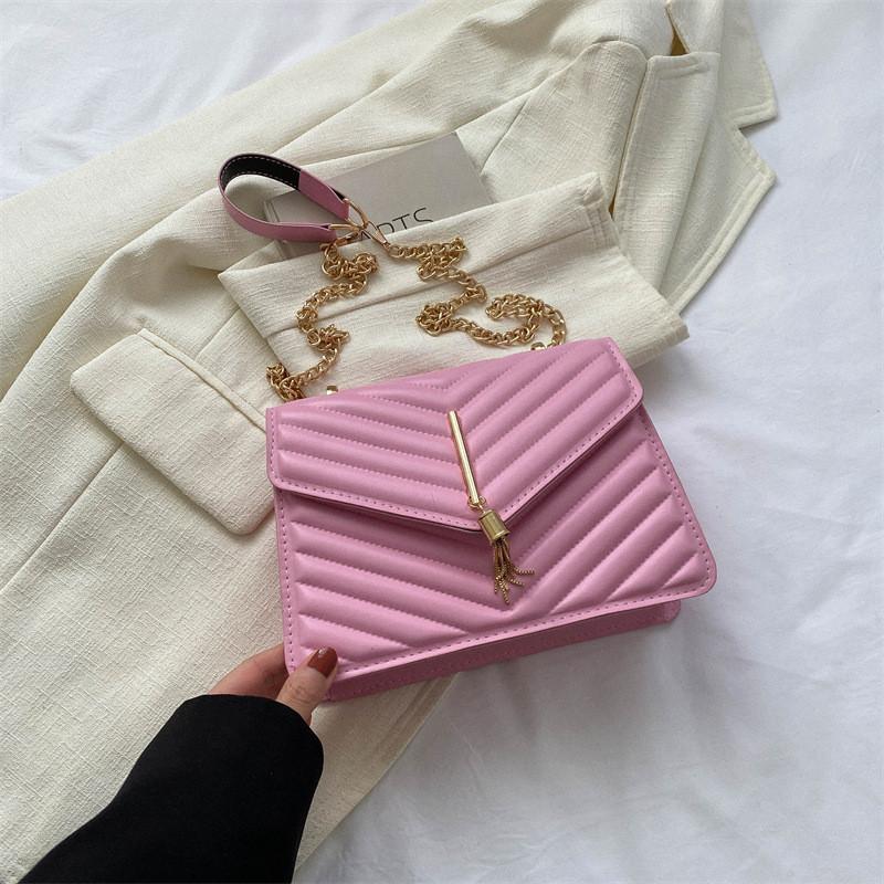 Fashionable Chain Strap Small Square Bag For Women Stylish Simple Design Casual Everyday Use