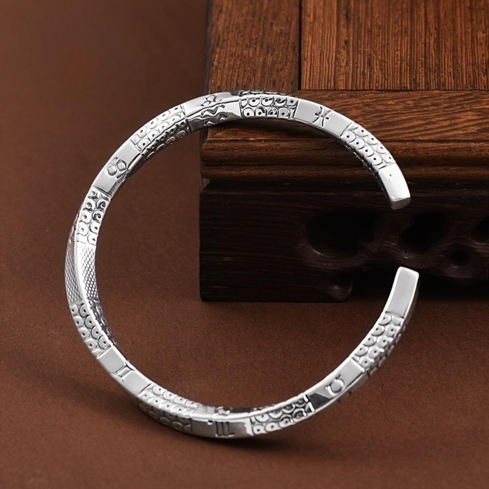 Men's Adjustable Bracelet, Vintage Forest Solid Bracelet, Exquisite and Mysterious Classic Design, Valentine's Day Christmas Gift.