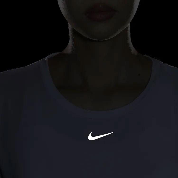 Nike T Shirts Women's Purple Crew Neck Moderate Straight Fit DD0619-530