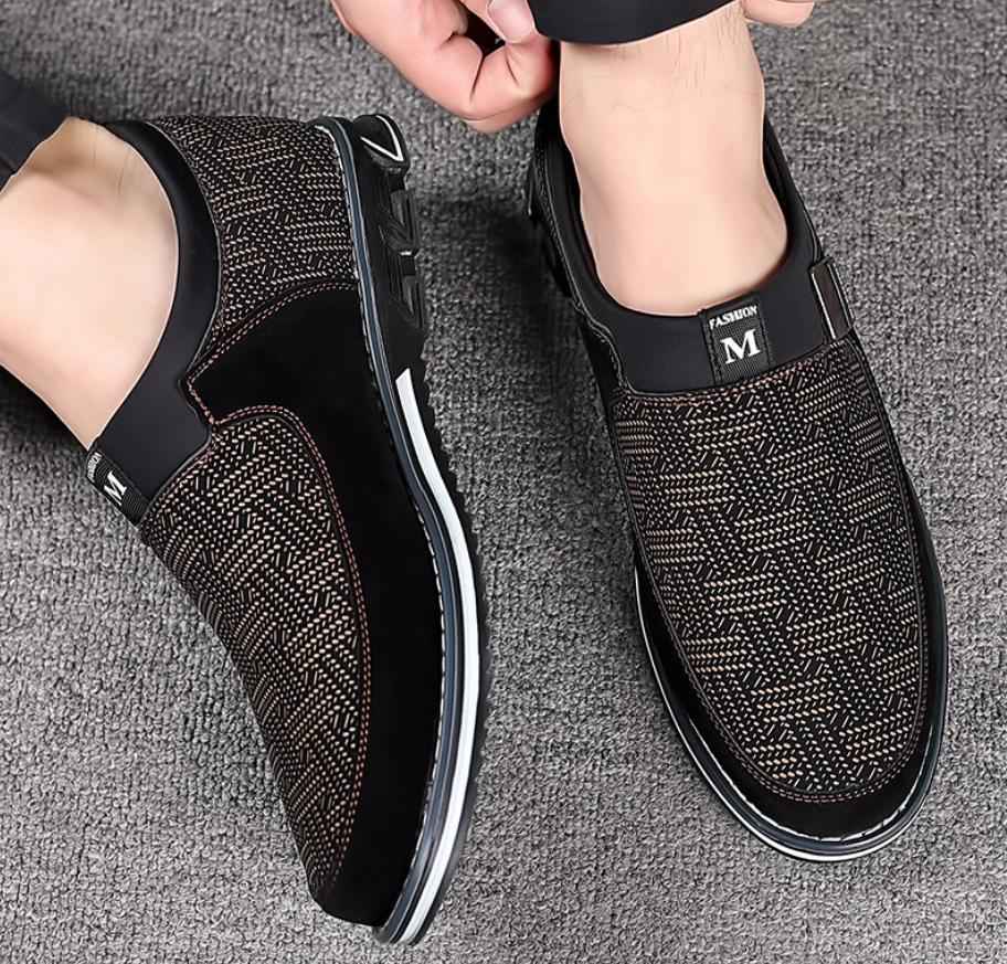 Men Casual Shoes Luxury Business Platform Loafers for Men Slip on Men's Designer Dress Shoes New Big Size Zapatillas De Hombre