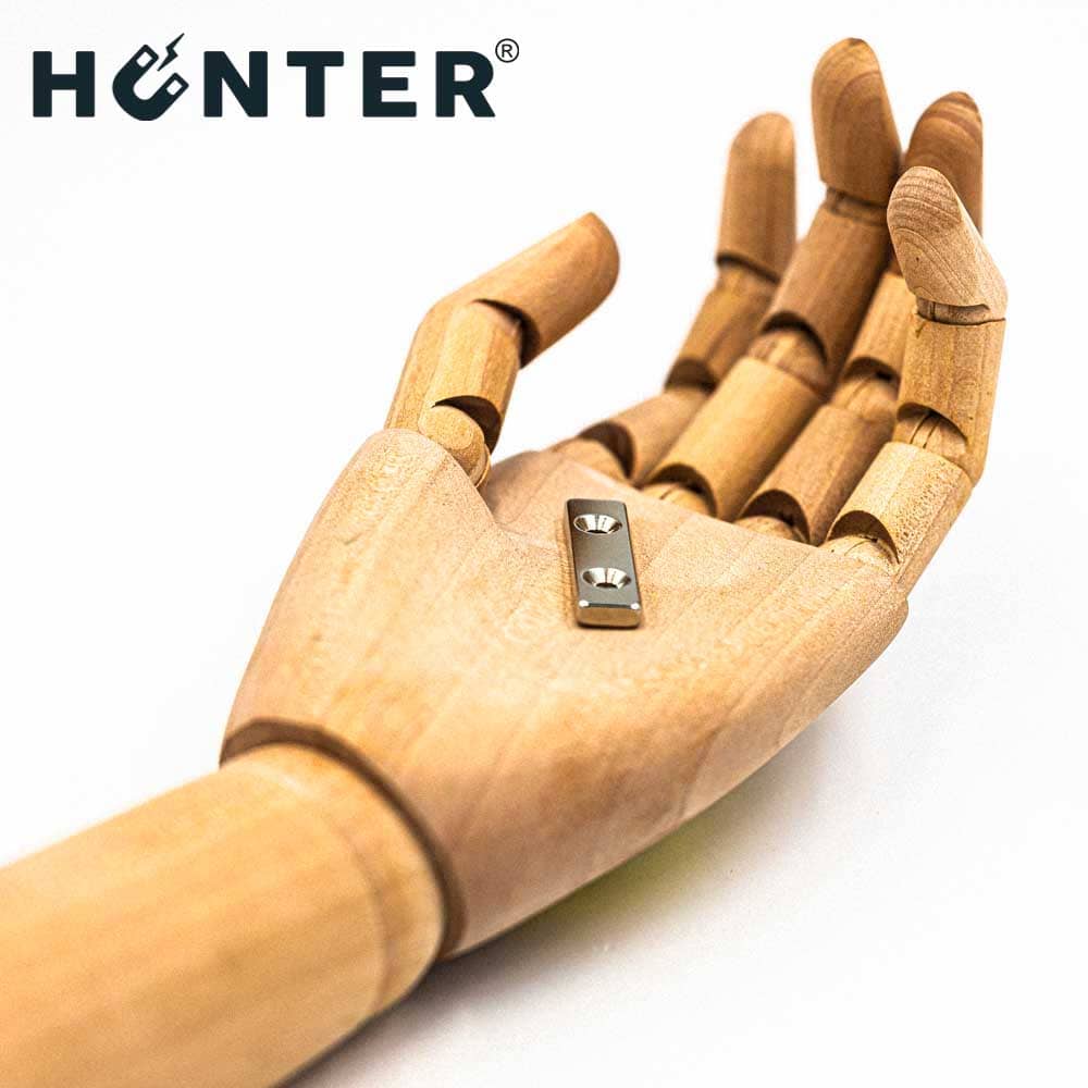 Hunter Rectangular Neodymium Plate Magnet with Screw Holes 40x10x4mm