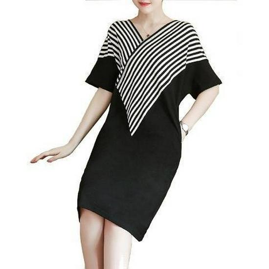 Korean V-Neck Maternity Dress: Loose, Slim Fit, Large Size, Short-Sleeved, Niche Design