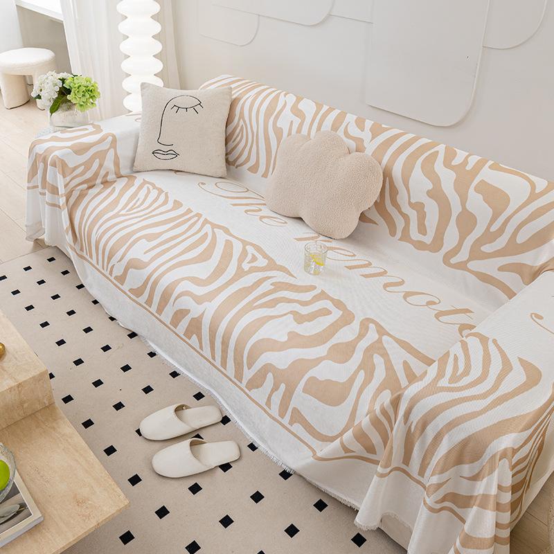 

Ледяной шелк, крутой летний коврик с рисунком зебры, диванная подушка, скандинавский свет, роскошное летнее универсальное универсальное одеяло для дивана 180*130cm