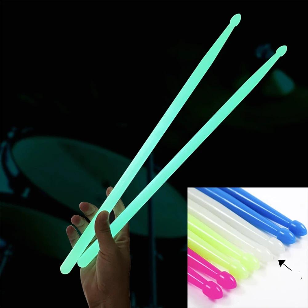 2 Pezzi Bacchette Luminose 5A Bacchette Luminose in Nylon Bacchette Fluorescenti Luce Notturna Bacchette Glow per Regali per Batteristi