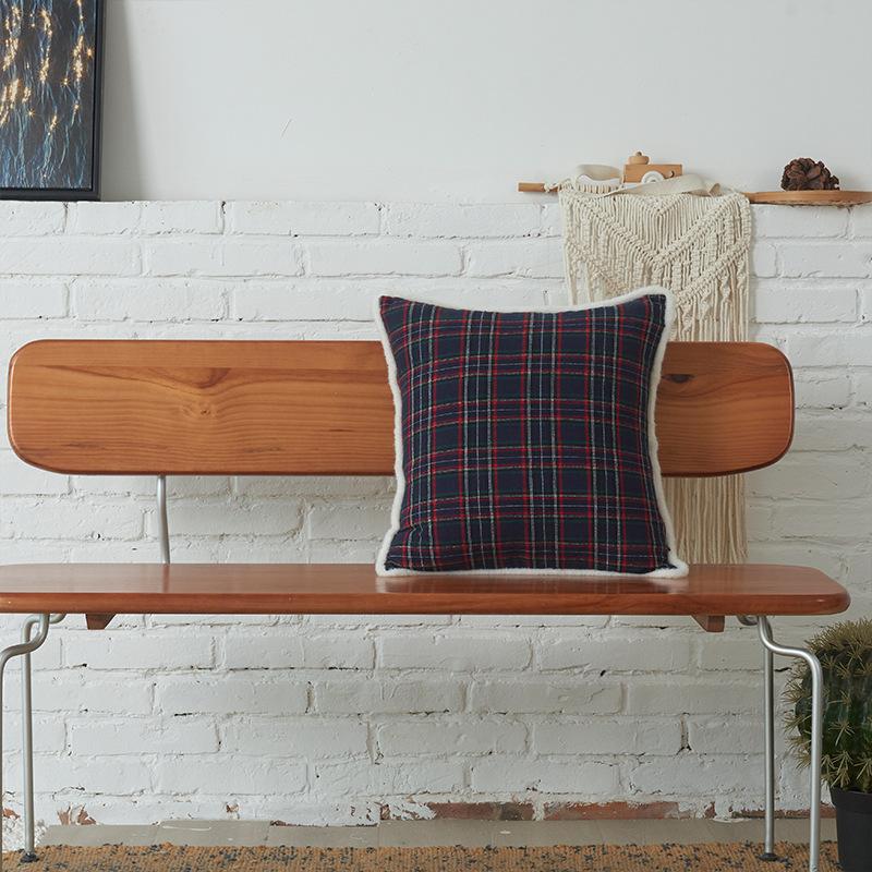 

Поликоттон Рождественская Клетка Белый Необработанный Край Поликоттон Наволочка Подушка 45 * 45 (excluding core)