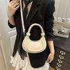 Niche Design Sense Retro Fashion Portable Small Bag Women 2025 Spring New Maillard Shoulder Armpit Bag