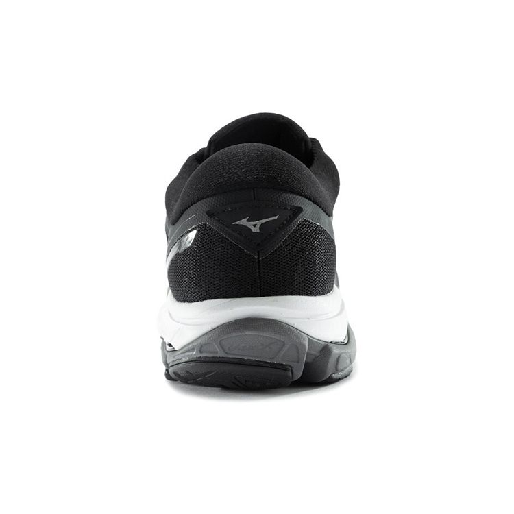 Mizuno Wave Ultima 12