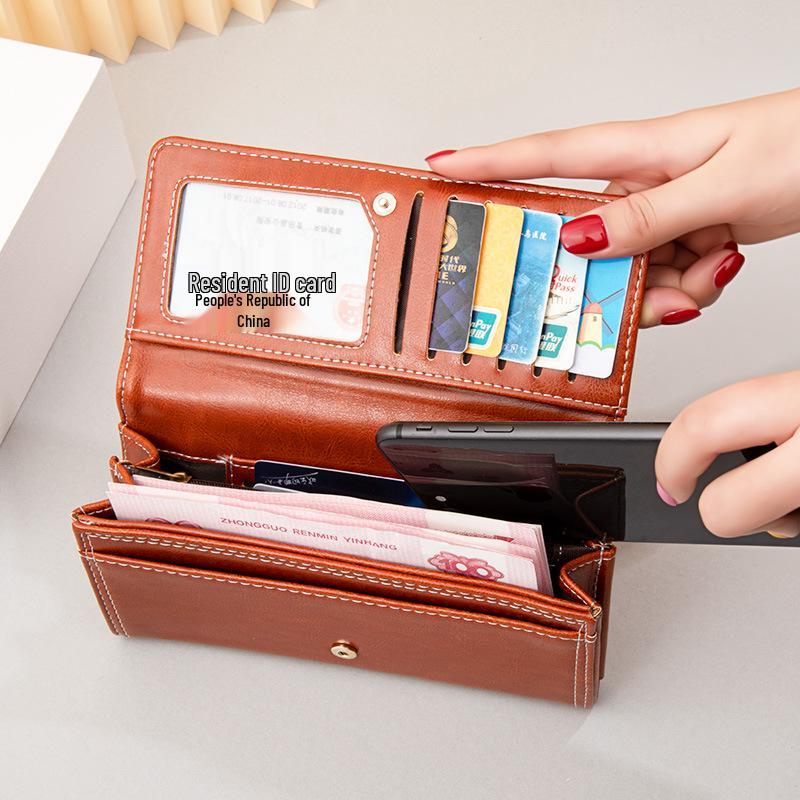 Women's Long Oil Wax Leather Wallet 2025 - Retro European & American Style, Large Capacity Clutch with Coin Purse & Zipper.